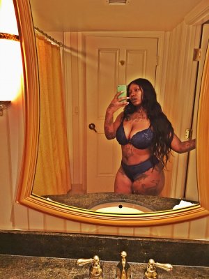 Mariatou independent escort in New Franklin OH